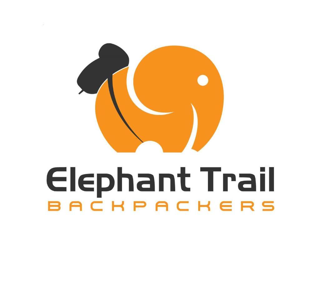 Elephant Trail Guesthouse And Backpackers Kasane Bagian luar foto